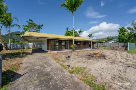Property photo of 17 Limpet Close Trinity Beach QLD 4879