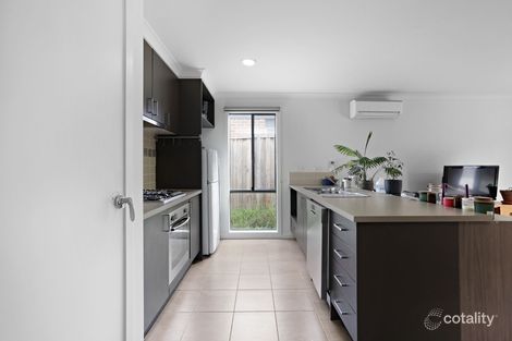 Property photo of 41 Bimberry Circuit Clyde VIC 3978