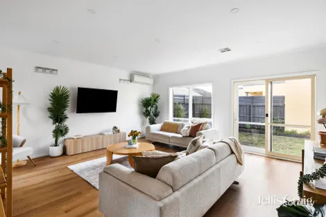 Property photo of 2/15 Caleb Street Bentleigh East VIC 3165