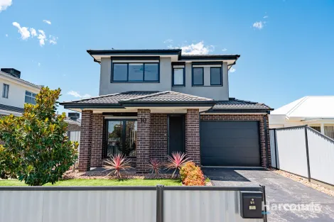 1/10 Highlands Ave, Airport West, VIC 3042