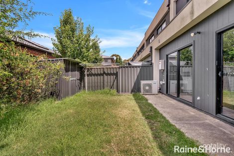 Property photo of 2/8-10 Fortitude Drive Craigieburn VIC 3064