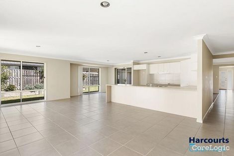 Property photo of 18 Coops Place Heritage Park QLD 4118