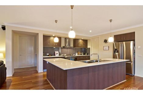 Property photo of 48 Emerald Rise Skye VIC 3977