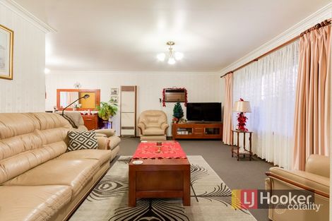 Property photo of 28 Deanswood Road Hampton Park VIC 3976
