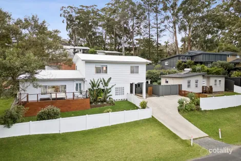 2 SUNDALE AVE, TERRIGAL, NSW 2260