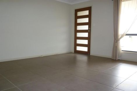 Property photo of 10 Thomas Street Gracemere QLD 4702