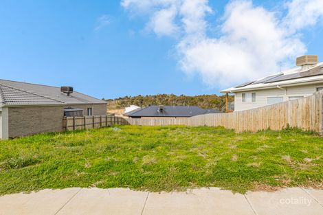 Property photo of 27 Ramsay Crescent Darley VIC 3340