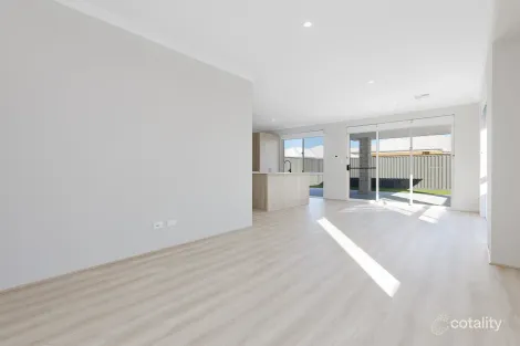 Property photo of 12 Sousa Road Caversham WA 6055