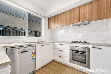 Property photo of 91 Regatta Drive Craigieburn VIC 3064
