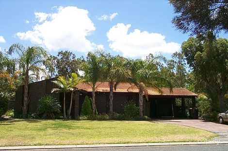 20 Meloway Dr, Maida Vale, WA 6057