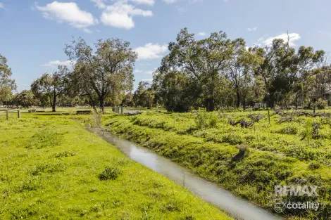 Property photo of 139 Reservoir Road Orange Grove WA 6109
