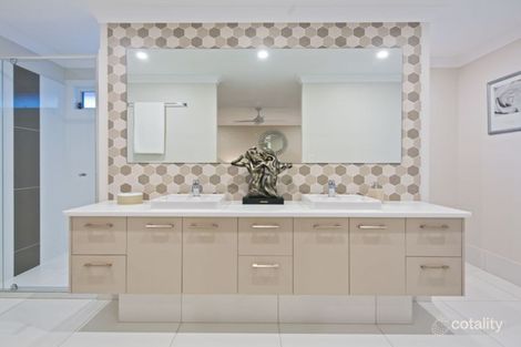 Property photo of 22 Capella Drive Redland Bay QLD 4165