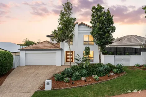 Property photo of 6 Sandhurst Crescent Peregian Springs QLD 4573