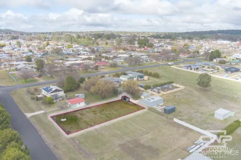 15 Meade St, Glen Innes, NSW 2370