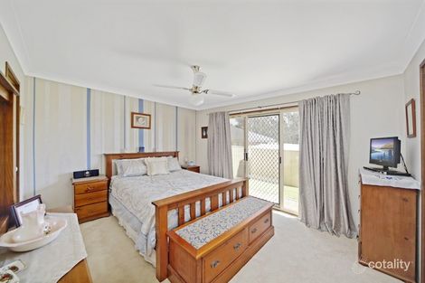 Property photo of 17 Charles Place Mount Annan NSW 2567