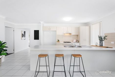Property photo of 32 Figtree Boulevard Wadalba NSW 2259