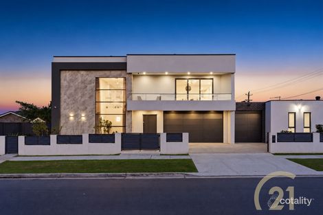 4 Mary Cres, Liverpool, NSW 2170