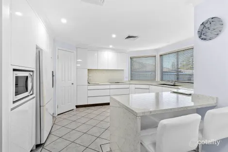 Property photo of 43 Tuggerah Circuit Flinders NSW 2529