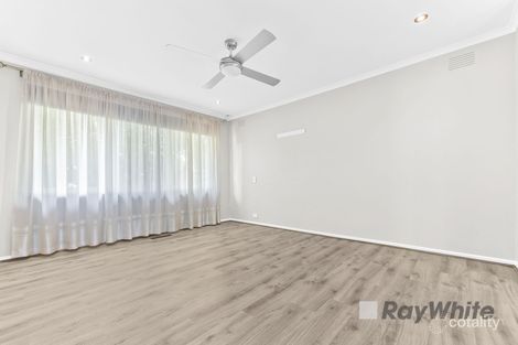 Property photo of 4 Cristata Avenue Endeavour Hills VIC 3802