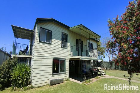 10 Railway Pde, Yelarbon, QLD 4388