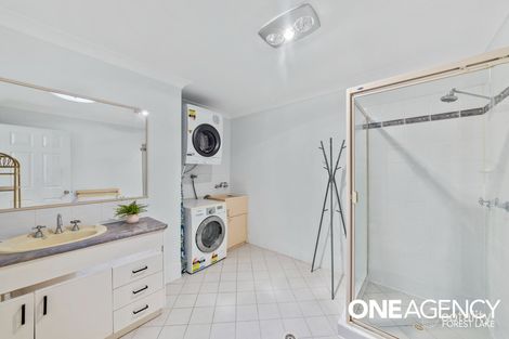 Property photo of 1/85 Cascade Drive Forest Lake QLD 4078