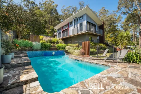 Property photo of 12-14 Kitchener Road Tecoma VIC 3160