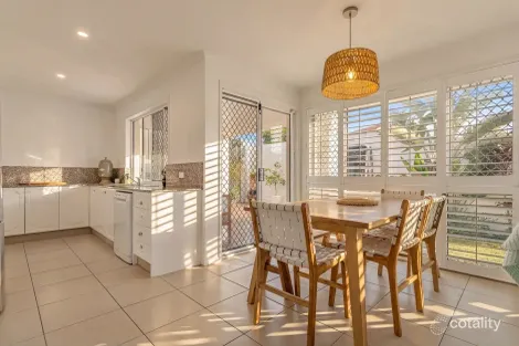 Property photo of 2/2 Deodar Drive Burleigh Heads QLD 4220