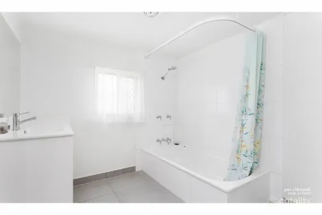 Property photo of 6 Wiseman Street The Range QLD 4700