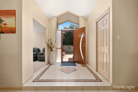 Property photo of 8 Sunbrite Court Sandstone Point QLD 4511