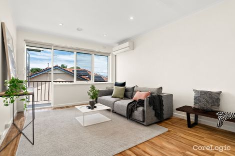 Property photo of 4/9 Whitmuir Road Bentleigh VIC 3204