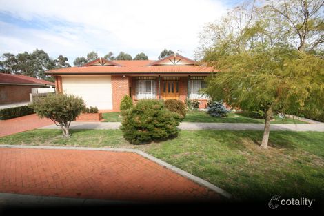 118 Waradgery Dr, Rowville, VIC 3178