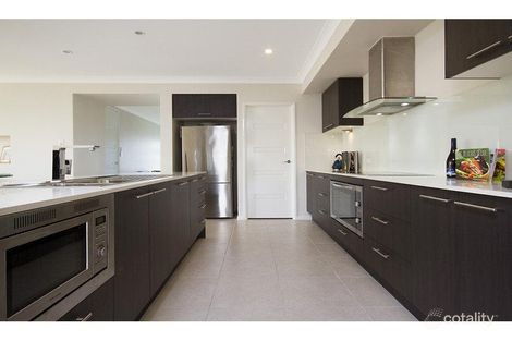Property photo of 6 Waterville Way Peregian Springs QLD 4573