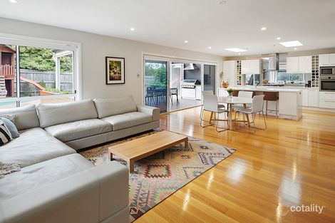 Property photo of 10 Dorset Street Glen Waverley VIC 3150