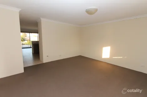 16/15 Station St, Cannington, WA 6107