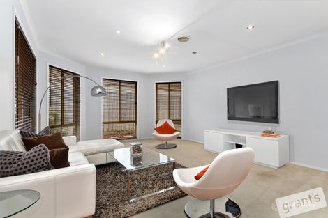 Property photo of 71 Harold Keys Drive Narre Warren South VIC 3805