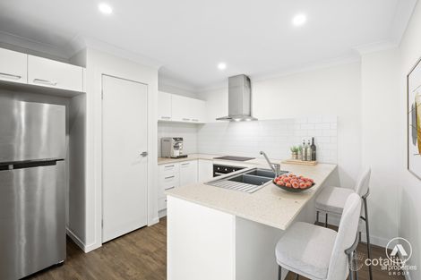 Property photo of 9 Irvine Place Hillcrest QLD 4118