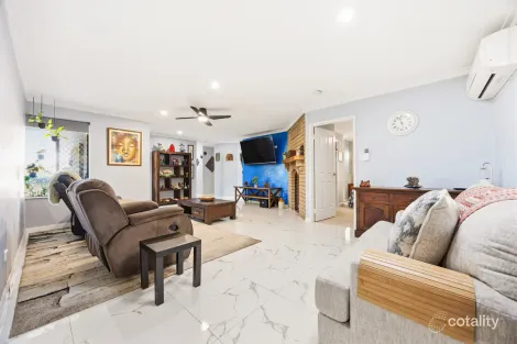 Property photo of 2 Arctic Close Waikiki WA 6169