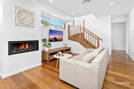 19 CALIOPE ST, KIAMA, NSW 2533