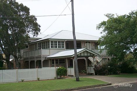 18 Fraser St, Shorncliffe, QLD 4017