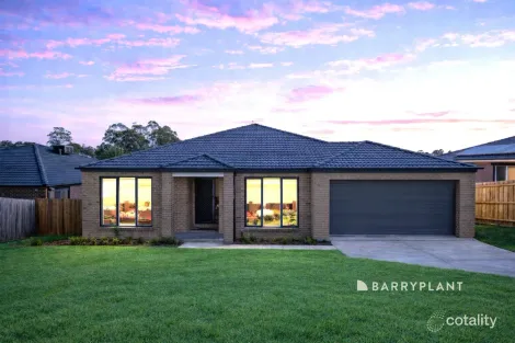 33 Victoria St, Drouin, VIC 3818