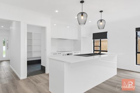 Property photo of 14 Byron Drive Jimboomba QLD 4280