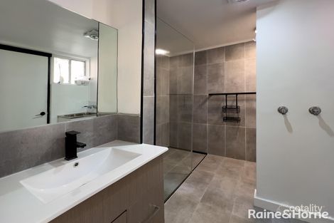 2/10 Edney St, Kooringal, NSW 2650