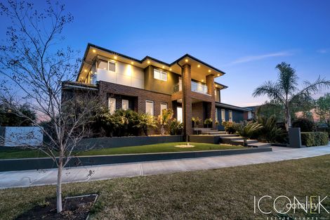 Property photo of 32 Positano Way Lalor VIC 3075