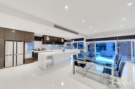 Property photo of 32 Positano Way Lalor VIC 3075