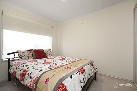 Property photo of 25 Tintern Mews Cheltenham VIC 3192
