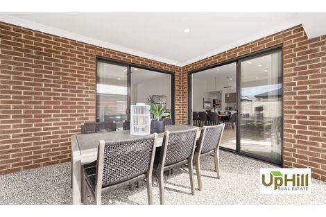 30 Vasello Cct, Cranbourne South, VIC 3977