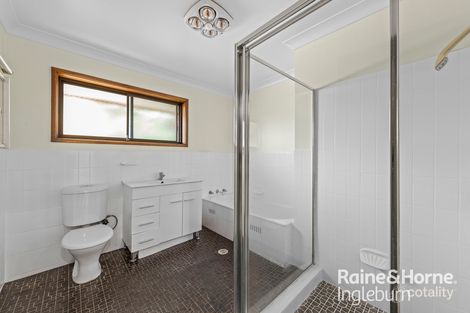 Property photo of 14 Koala Avenue Ingleburn NSW 2565