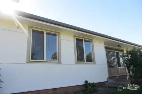 38 Welwyn Rd, Canley Heights, NSW 2166