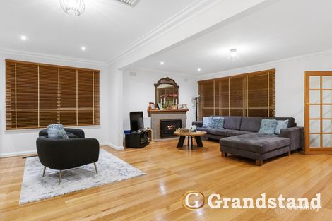 Property photo of 3 Sylvan Crescent Ashwood VIC 3147
