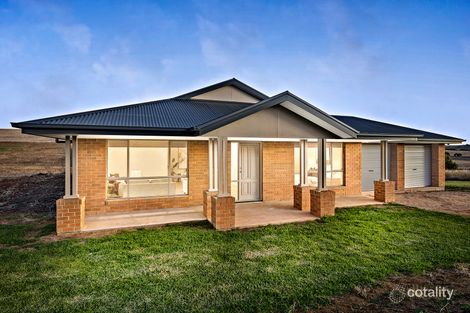 Property photo of 33 Balmoral Road Cockatoo Valley SA 5351